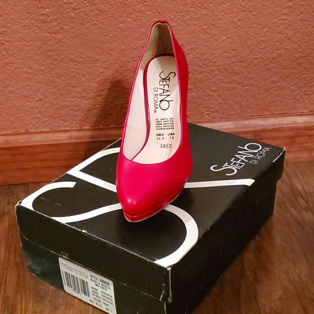 New Red Pumps - Picture 2 of 2